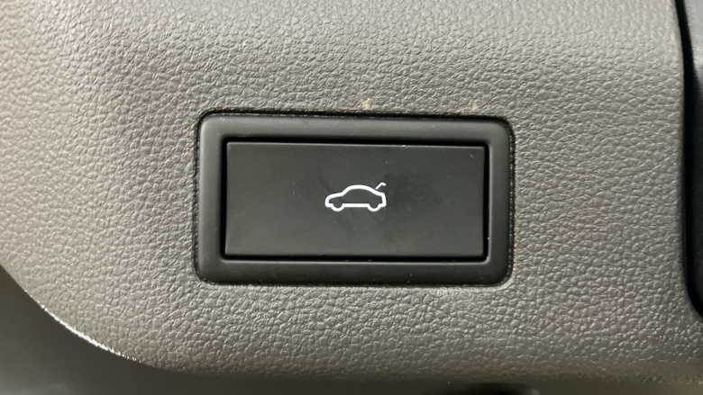 Volkswagen Multivan 2.0 TDI Style 5dr DSG Diesel Estate